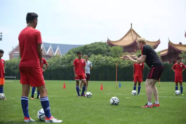 广东5300余家足球培训企业成立2021年新增200余家企业
