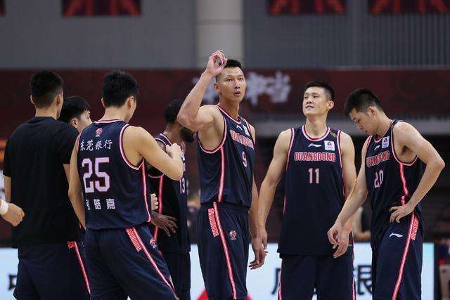 
CCTV5+直播2020-2021赛季中国男子篮球职业联赛领衔上海男篮