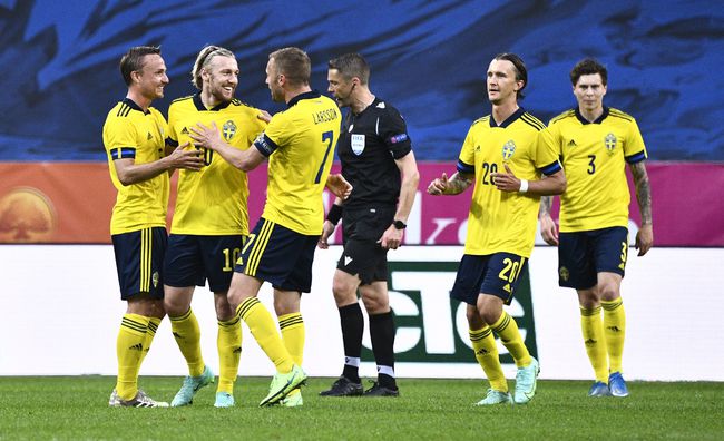 欧洲举行多场小组赛全场唯一进球德国2-1胜