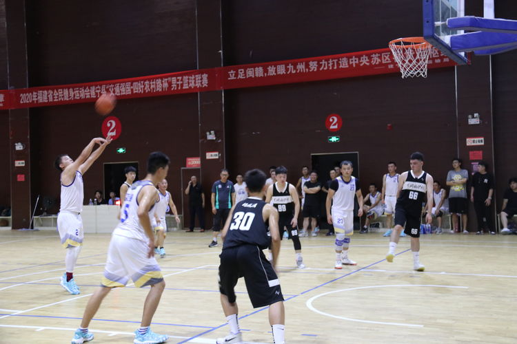 泸县城北小学校“中国梦篮球梦”第六届校园篮球比赛圆满落幕
