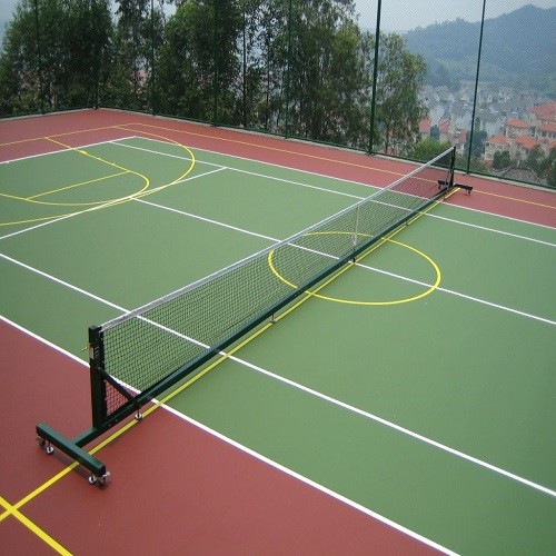 室内网球场馆，要求上空净高不小于6.40米室内屋顶