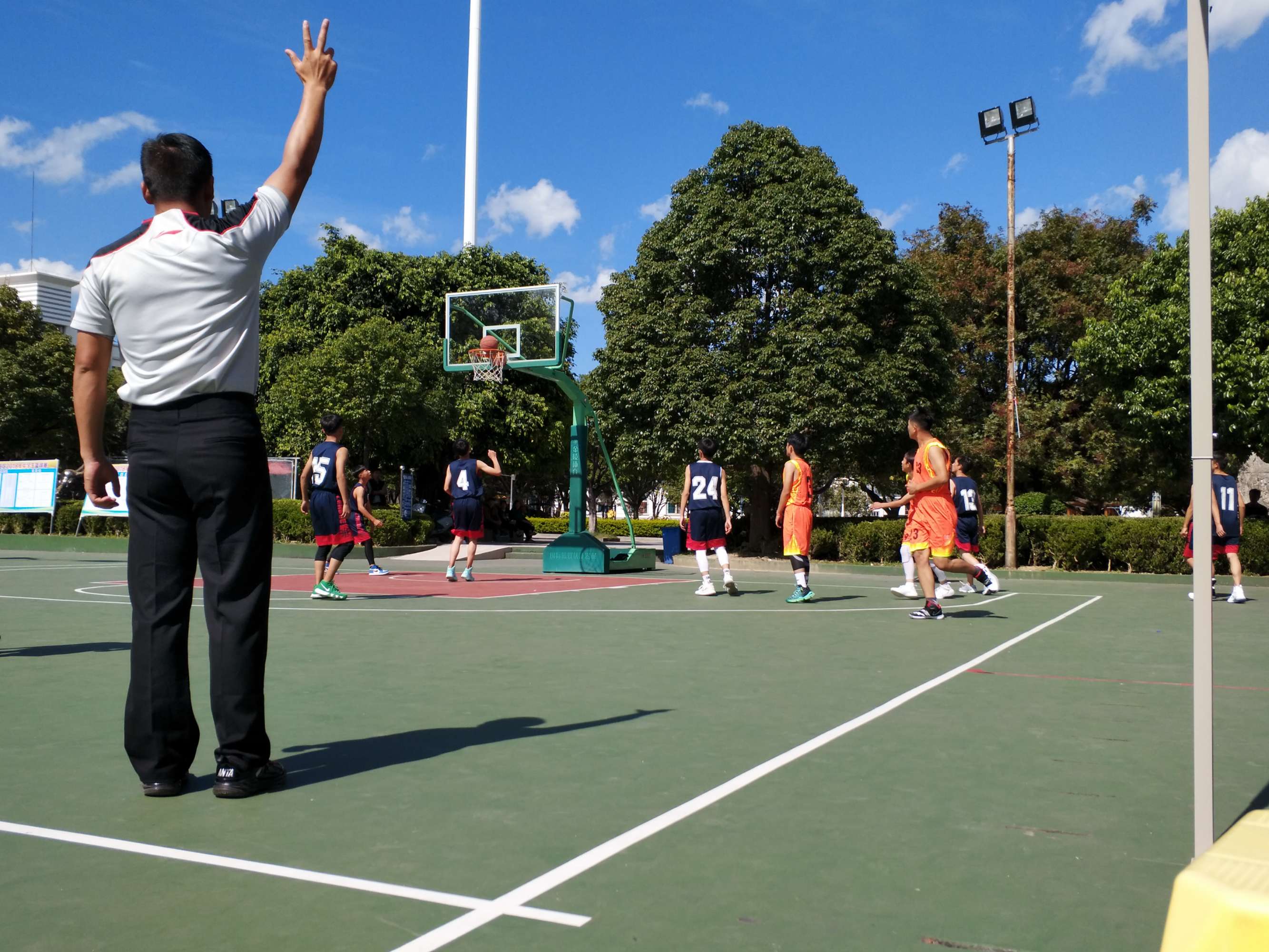 【赛后赛场】小编精心收集整理的篮球比赛活动方案
