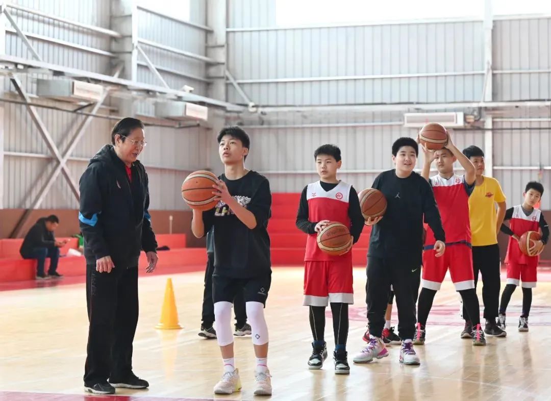 考一个篮球裁判二级多少钱?广州体院要150，练培训带考试费用