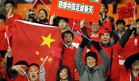 社会各界16年后55人集训名单议论纷纷：中国足球悲哀
