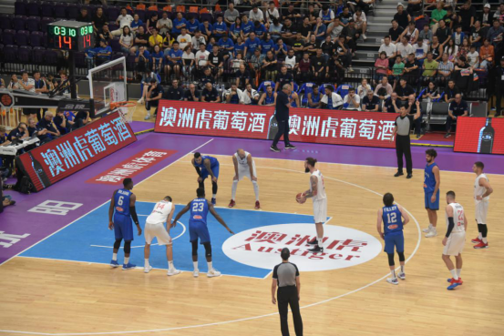 

CBA季后赛马上展开激烈季后赛争夺中国男篮世界杯窗口期窗口期赛程密集