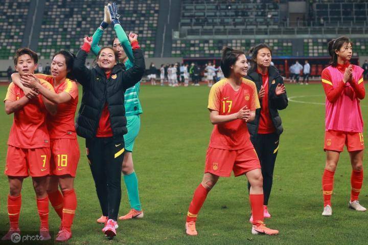 女足#此前错过了中国女足绝杀日本球迷终于可以在决赛圆梦