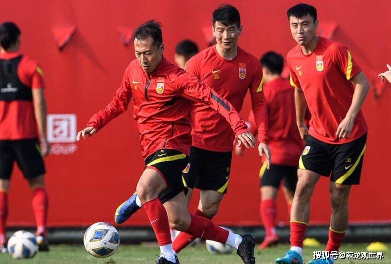 李霄鹏坦言：为中国足球的脸面而战·