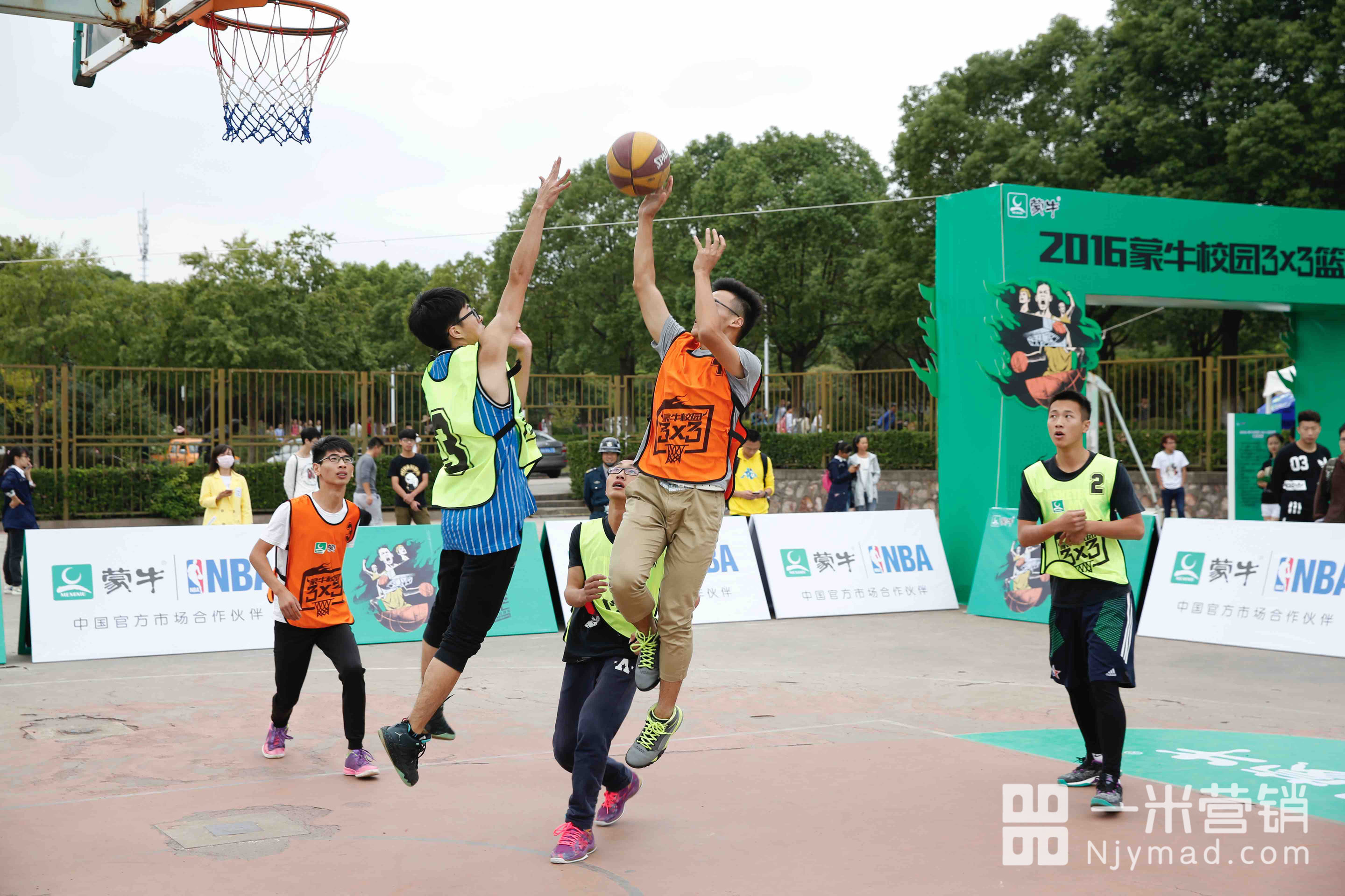蒙牛校园3X3篮球赛完美收官郑州代表队夺冠
