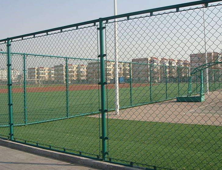 体育场护栏网直销定制篮球场护栏网网球场护栏围墙护栏网组装式球场

