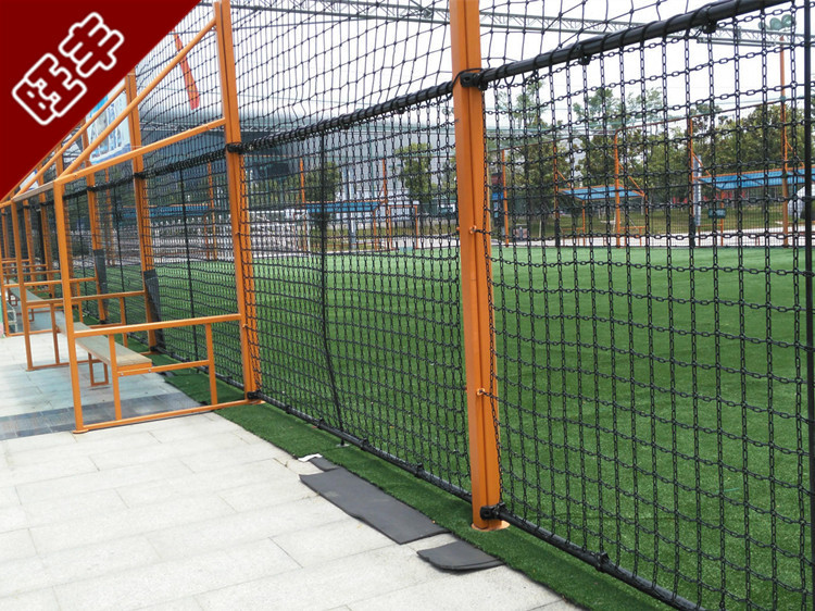 足球场冬季安装足球场围网立柱的固定方法解析【围网】