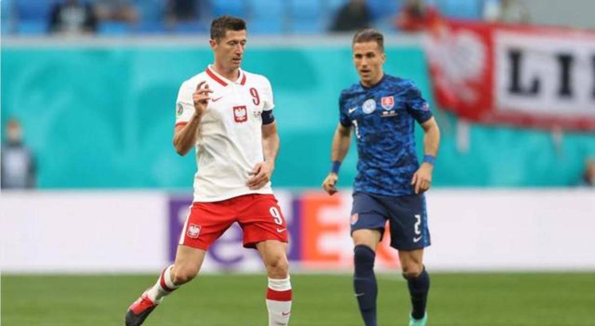 
世预赛-若日尼奥丢球波兰暂1-1瑞士