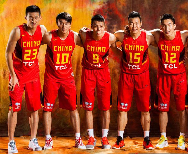 
中国男篮最强12人大名单出炉杜杜锋主教练月时间紧张备战