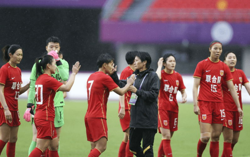 中国女足逆转夺冠 

月下追逐者2022-04-29获全国工人先锋号
