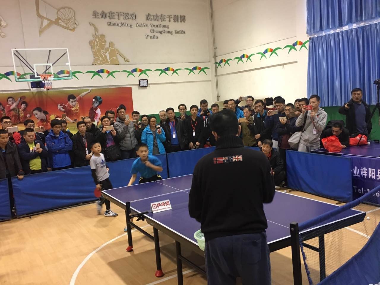 “健康中国你我同行”2019年岳阳市青少年乒乓球争霸赛开赛