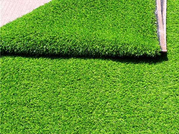 天然草坪运动标准--莱林人造草坪系列介绍