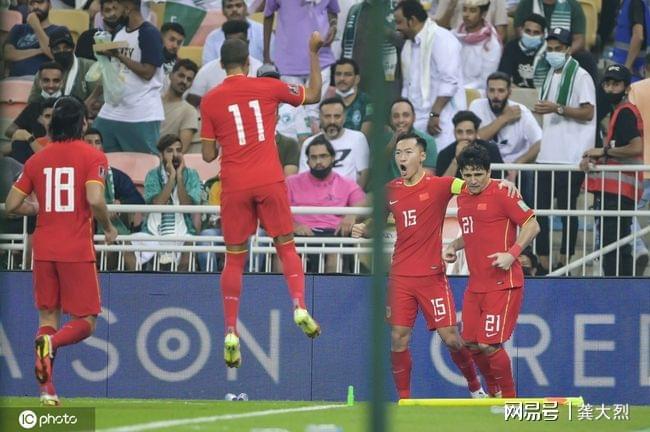 中国男足世预赛12强赛第9轮对阵沙特1-1战平