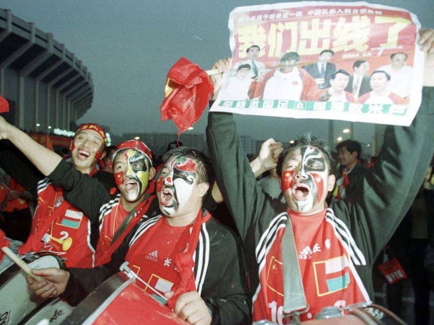 国足进世界杯有戏了！国足始终是中国体育界的一块心病！