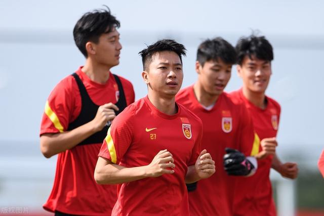 中国足球最近3个月来为数不多的能令球迷振奋消息