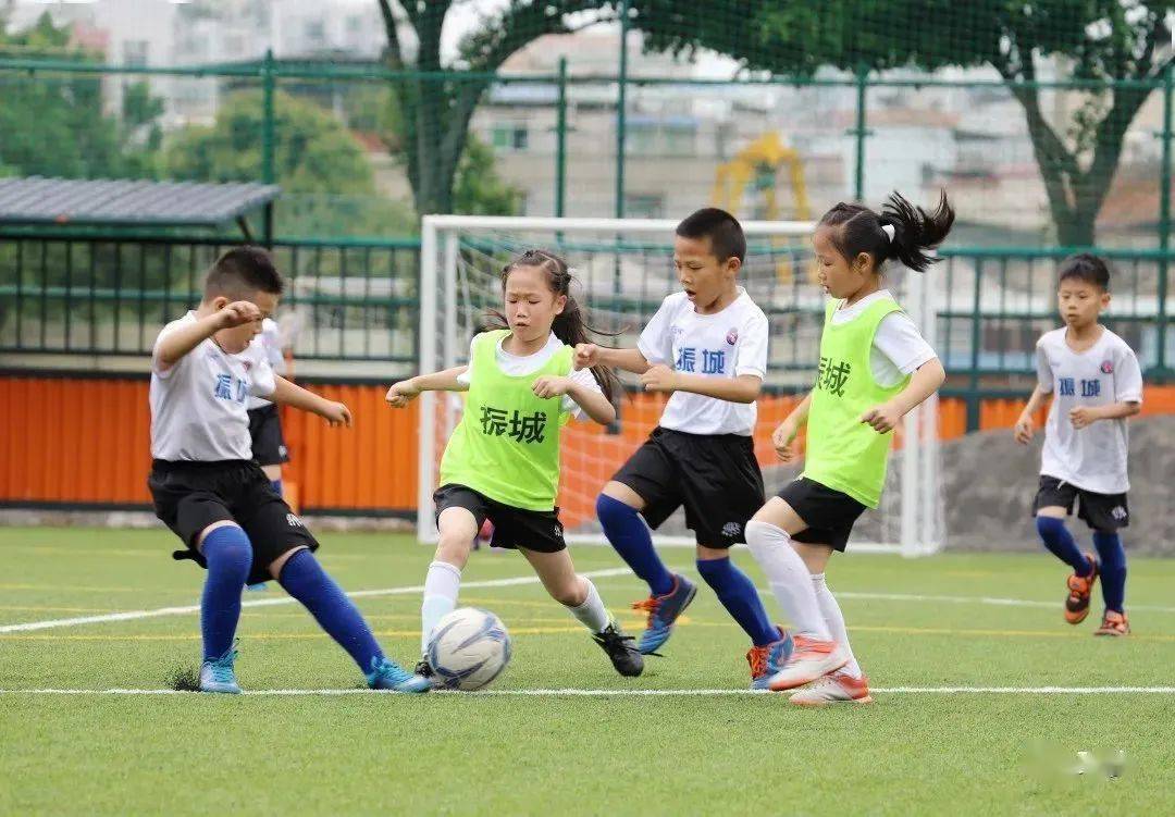 校园足球10年30年以后中国足球会崛起吗？