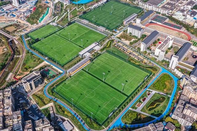 九部门实施多项措施全面推进城市社区足球场地设施建设
