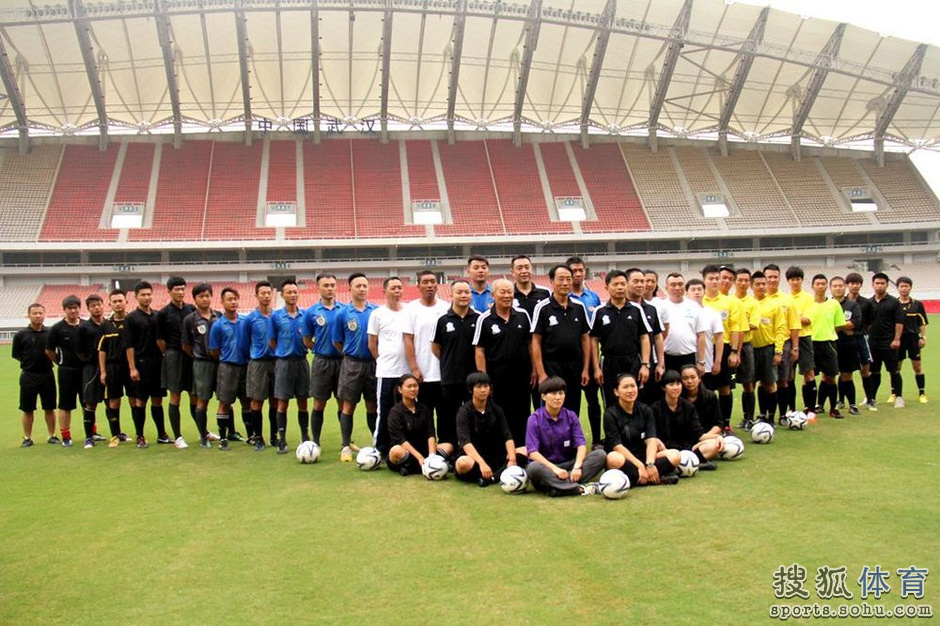 北京大学22学院足球比赛策划方案参考范文(22)