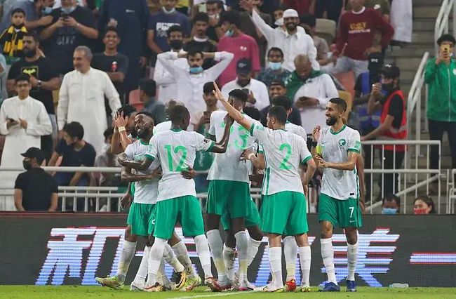 中国男足今晚对阵沙特队男足提前一轮晋级世界杯决赛圈