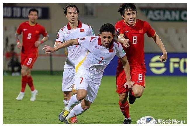 最近这半年中国足球可谓是霉运连连，世预赛被越南击败出局