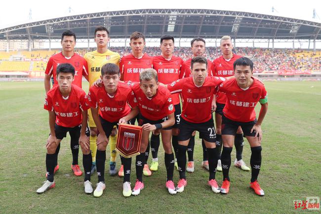 成都蓉城即将出征中超联赛中超的第一个对手深圳队(组图)