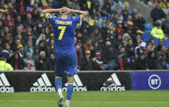 足球通讯：乌克兰在失败中屹立不倒