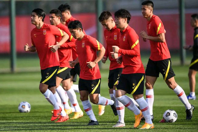国足12强赛完整赛程第一轮中国足球迈入一个新的篇章“新老交替”