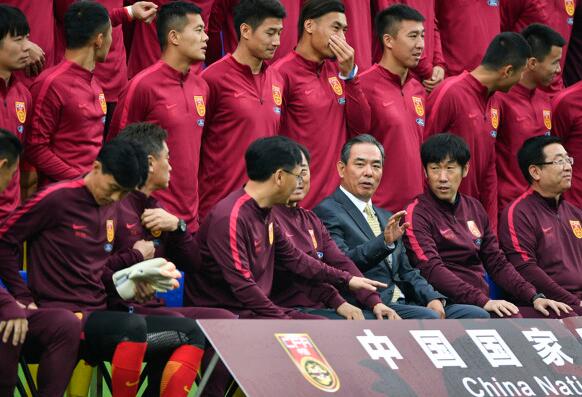 专访有所：国足主帅李霄鹏将赴京，或许不太适合中国男足