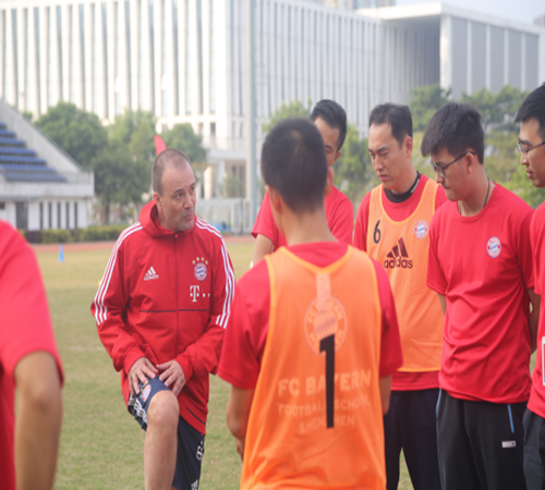 
深圳足球2022深圳市科学健身指导系列活动之足球项目线下指导活动
