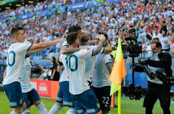 
世界杯>新浪直击德国1-0阿根廷连续17场不败