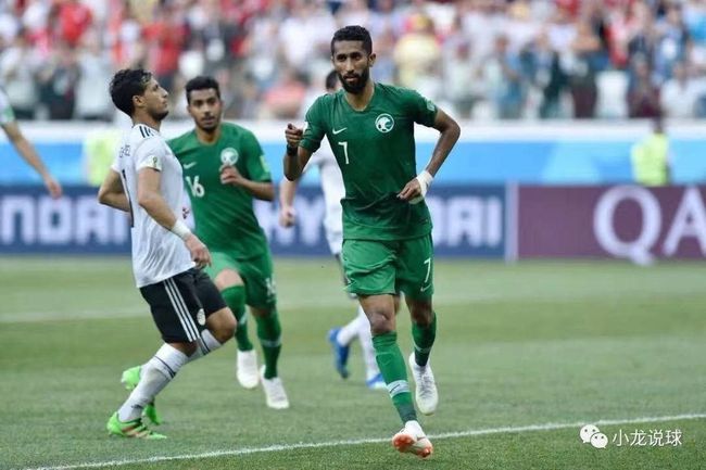 沙特继续围攻国足球门日韩两队2-0完胜