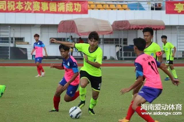 
“中国体育彩票杯”2022海南自由畅爽水上足球对抗赛开赛