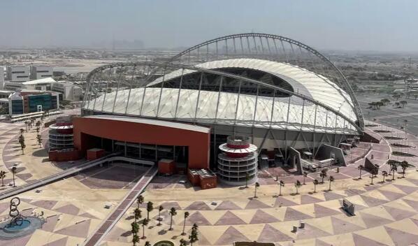 卡塔尔世界杯因“有问题的”碳足迹承诺而受到批评