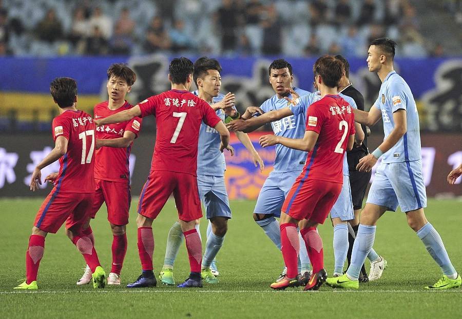 十问新政：中国足球为何要如此自废武功！（肆客足球约稿）