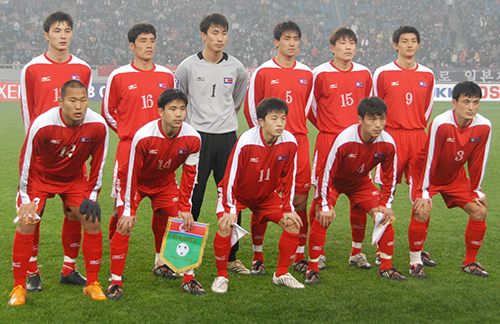 
国足3比1击败朝鲜落后下课声震天毫无疑问万余重庆球迷