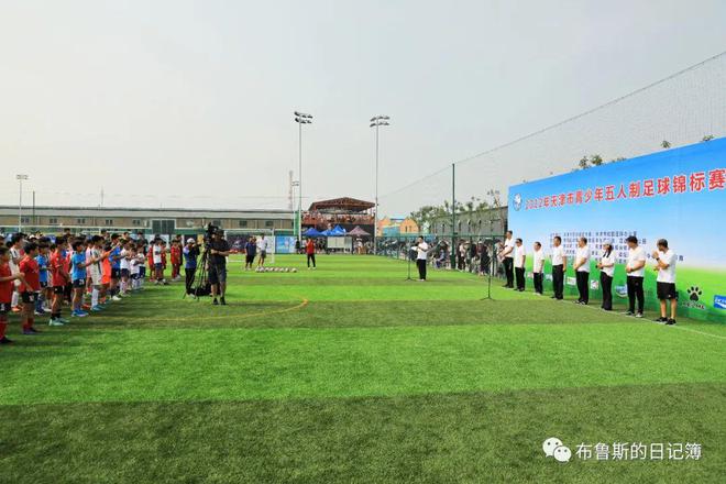 
3年内江门市将打造100所足球特色学校(图)