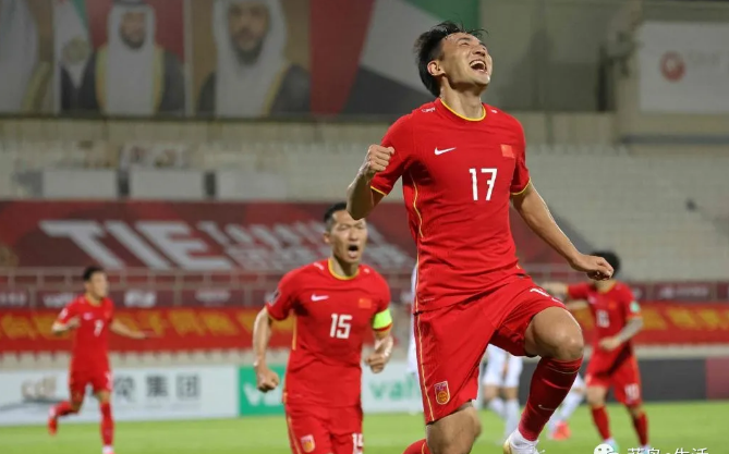 
中国男足世预赛40强赛A组一场焦点战武磊当选最佳
