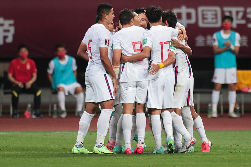 
中国男足世预赛40强赛A组一场焦点战武磊当选最佳